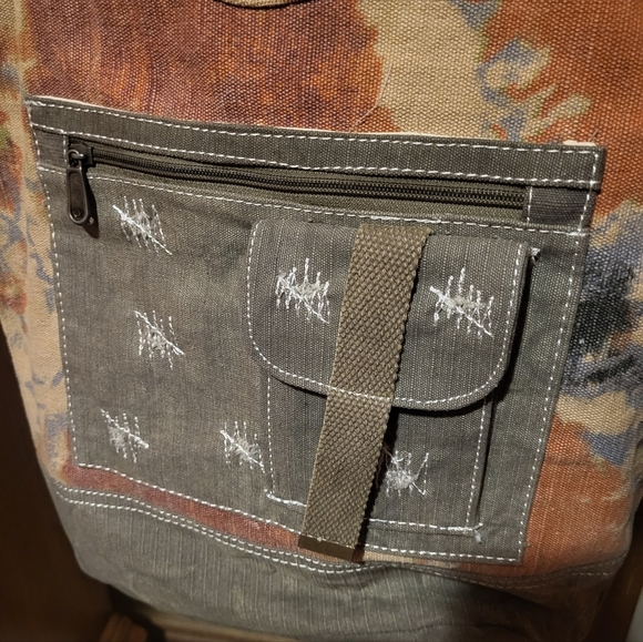 Jute/Cotton Slouchy Tote Bag With Suede Handles Made In India - Picture 3 of 10